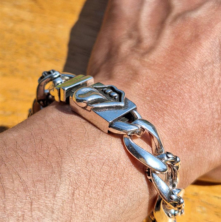 Chrome Hearts Rolling Stones tongue bracelet
